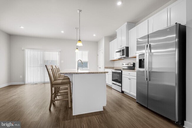 Foto del edificio - 148 Fletcher Cir