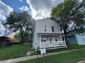Building Photo - 303 Weston Ave