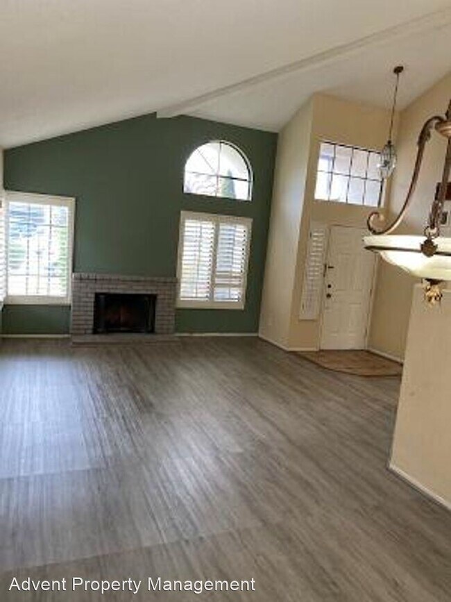Building Photo - 4 br, 3 bath House - 5239 Kingswood Court