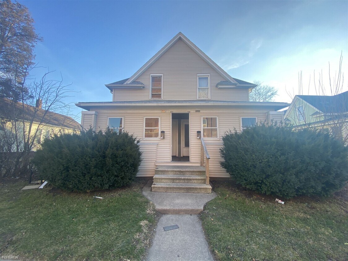 Primary Photo - 3 br, 1 bath House - 518 S Olive St