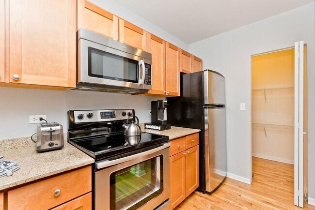 Foto del edificio - 4607 N Sheridan Rd