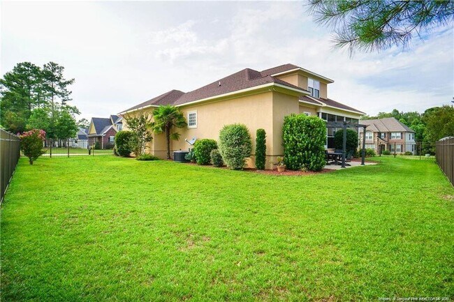 Building Photo - 5105 Pride Ln