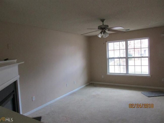Foto del edificio - 413 Kendall Ln