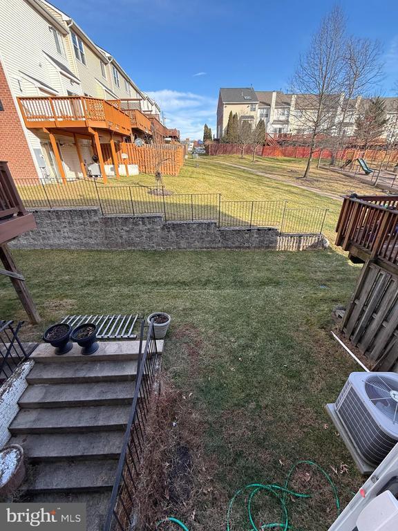 Foto del edificio - 8362 Millwood Dr