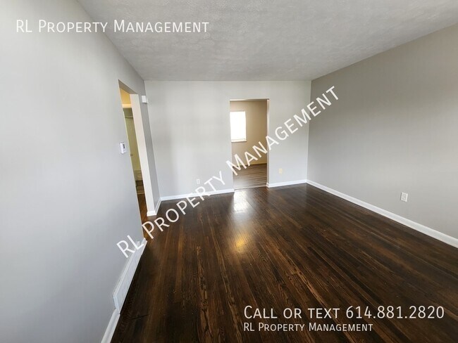 Foto del edificio - *WAIVED APPLICATION FEE WITH APPROVED APPL...