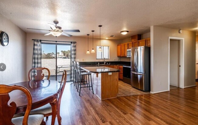 Foto del edificio - 1097 Sahuaro Dr