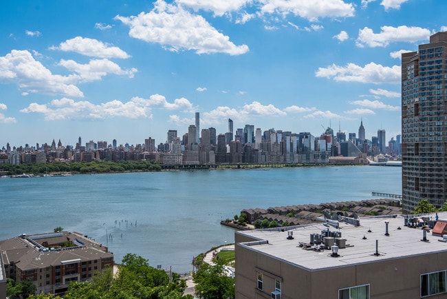 Building Photo - Hudson Ridge Apartments