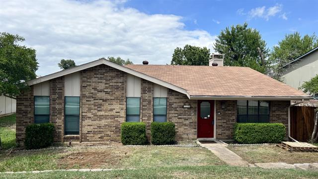 Primary Photo - 749 Walnut Dr