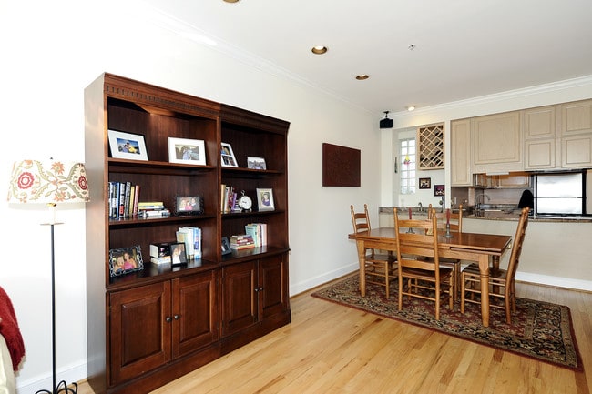 Foto del edificio - 1757 T St NW