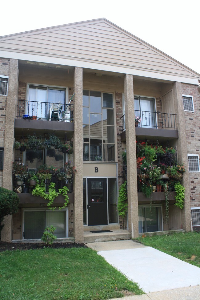 Foto del edificio - Manor Crossing