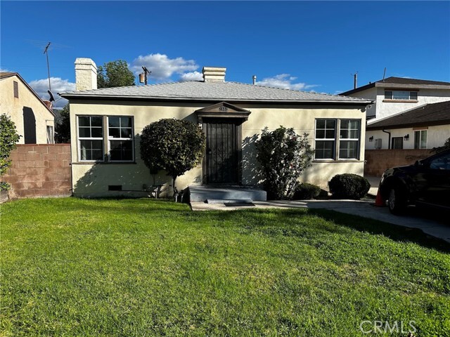 Foto principal - 2332 N Catalina St
