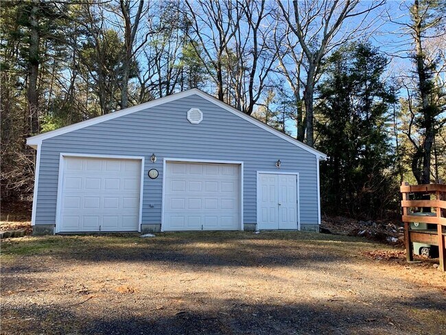 Building Photo - 160 Shady Valley Rd
