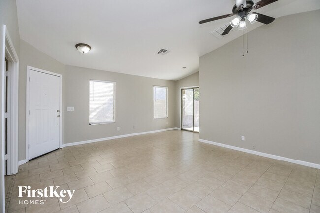 Foto del edificio - 4163 E Aragonite Ln