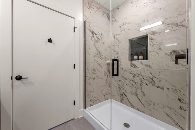 Foto del edificio - 617 N 12th St