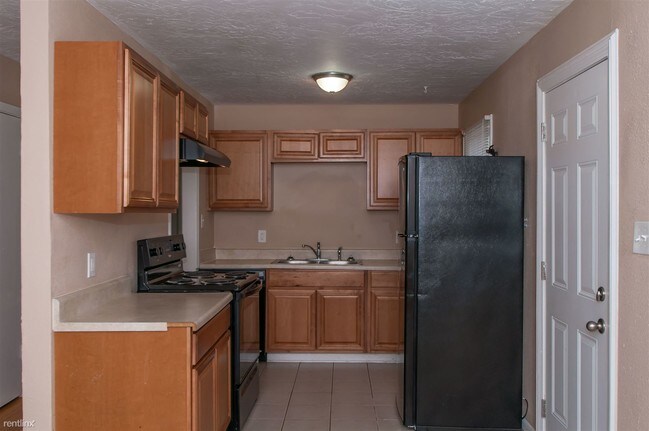 Foto del edificio - 5 br, 2 bath House - 2171 Rochelle Way