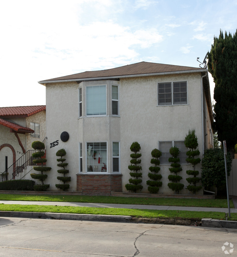 Building Photo - Rose Park Apartments