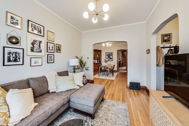 Foto del edificio - 3746 N Hermitage Ave