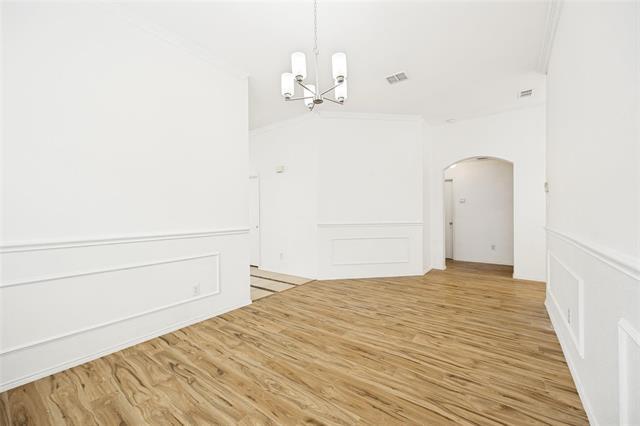 Building Photo - 202 Trenton Dr
