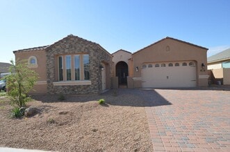 Building Photo - 151 E Havasu Pl