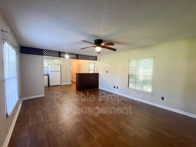 Foto del edificio - 5773 Zacks Mill Rd