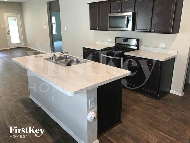 Foto del edificio - 22822 Spruce Summit Trail