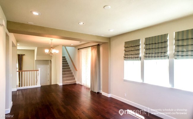 Building Photo - 2260 Hendy Ln