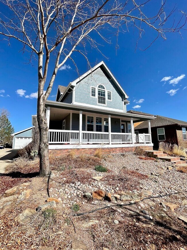 Building Photo - 4-bedroom, 3.5-bathroom house located in F...