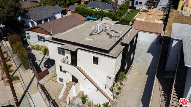 Foto del edificio - 626 Silver Lake Blvd
