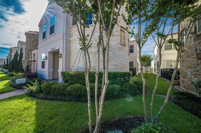 Foto del edificio - 13415 Preston Cliff Ct
