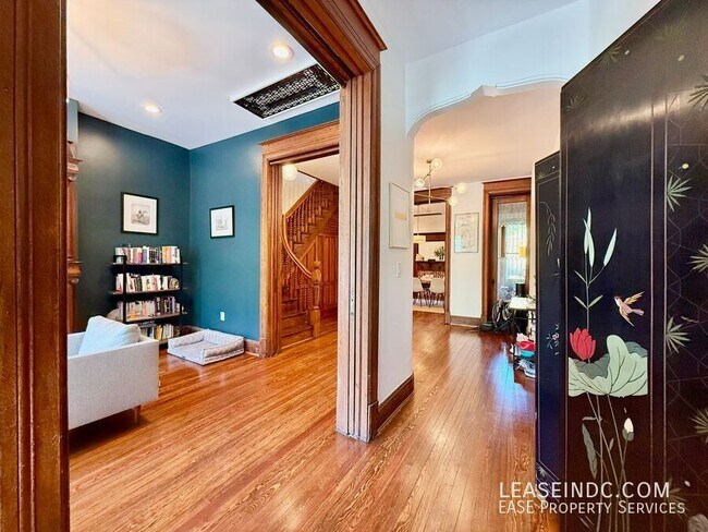 Foto del edificio - 2326 1st St NW