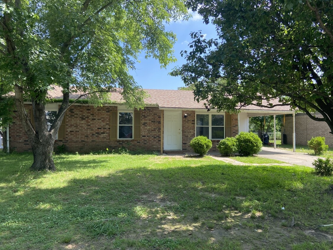 Foto principal - 103 Rowe Ave