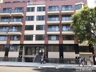Primary Photo - 13646-136-41 41st Ave