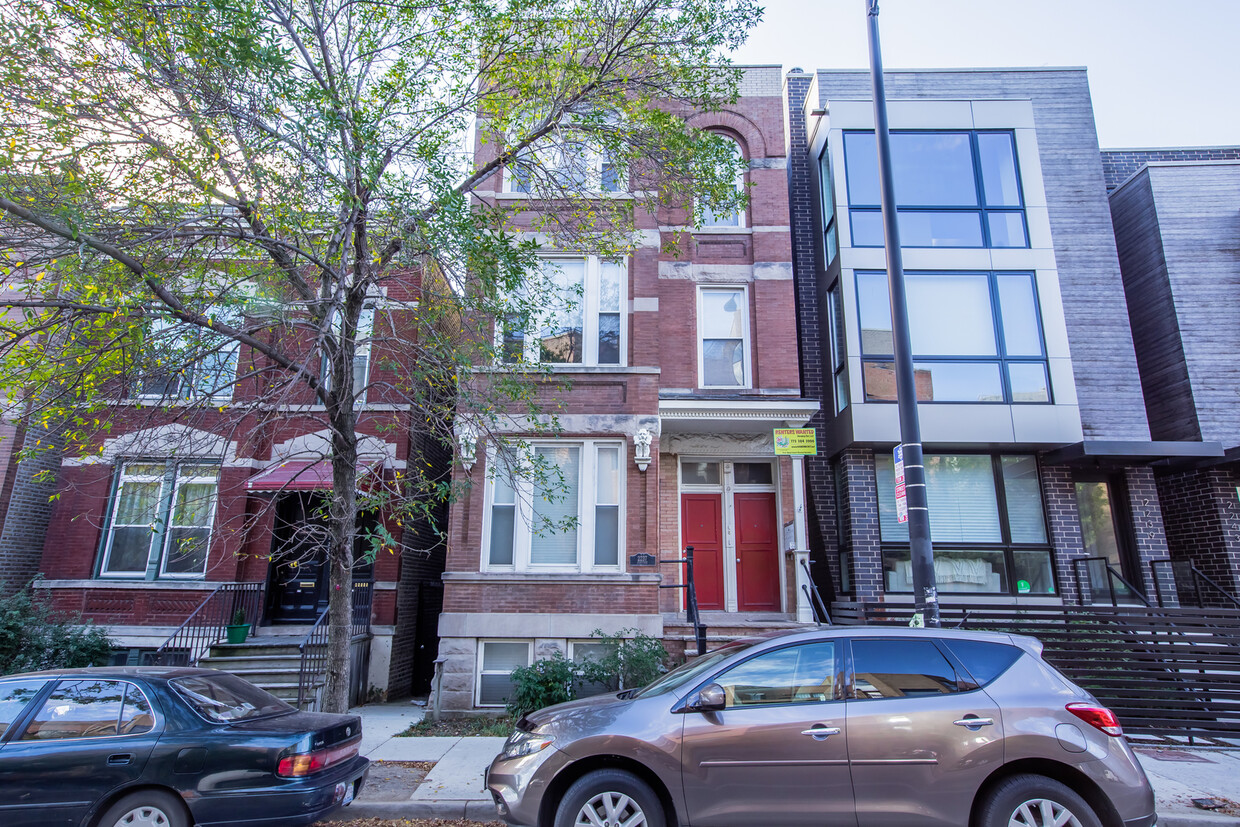 Primary Photo - 2237 W Armitage Ave