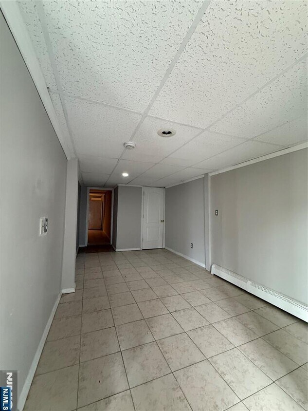 Foto principal - 1430 44th St