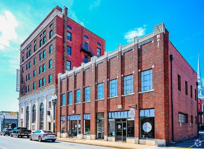 Building Photo - The View at Hotel Concord