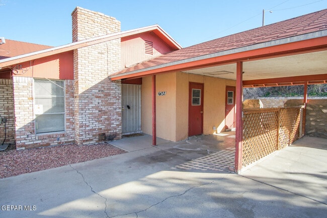 Building Photo - 6437 Pizarro St