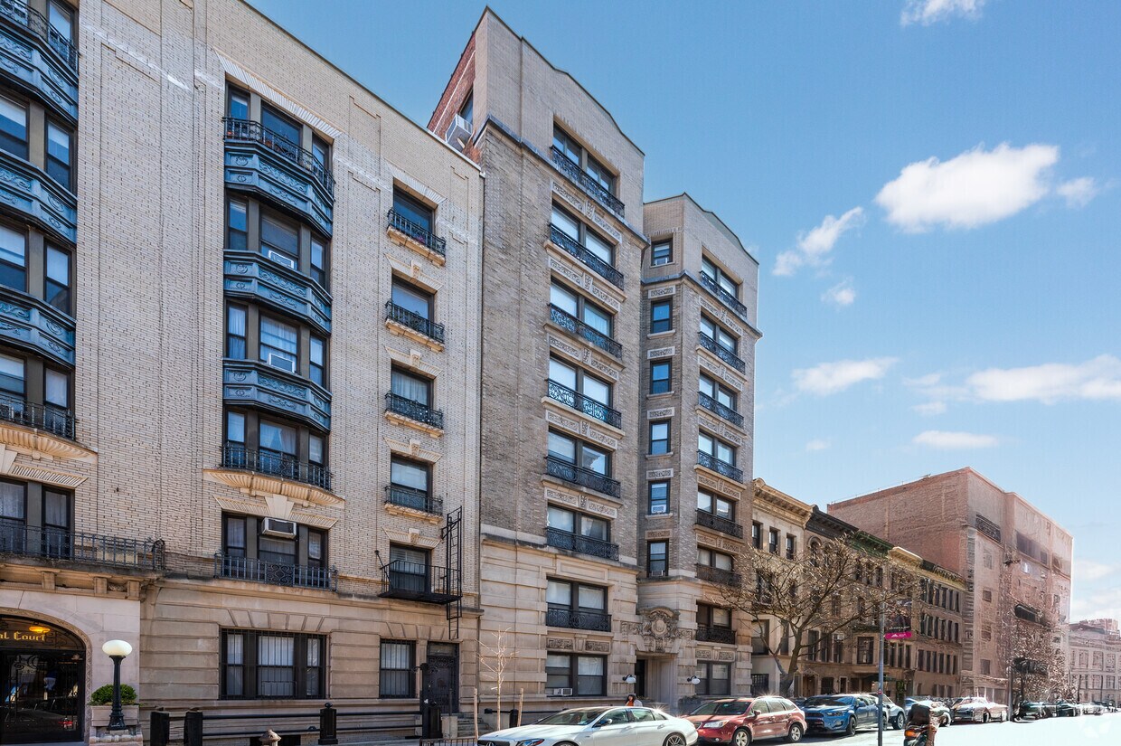 Building Photo - 533-535 W 113th St