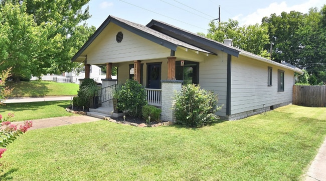 Foto del edificio - Midtown 2-bed, 2-bath Available Mid August!