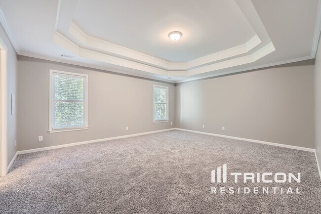 Building Photo - 3020 Royal Creek Way SW