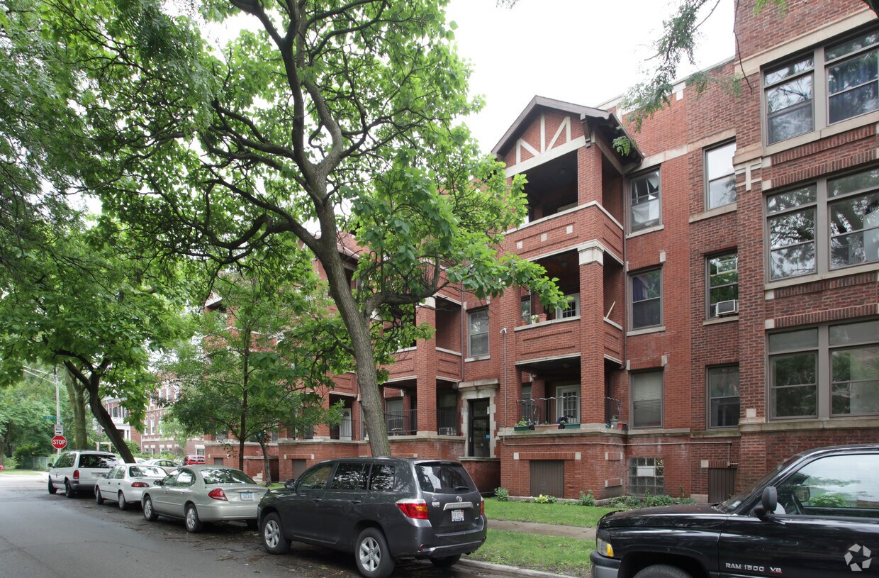 Building Photo - 5401-5409 S University Ave