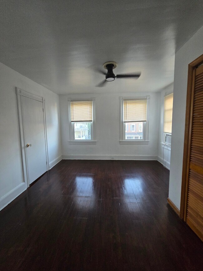 Foto del edificio - 2903 Evergreen Ave