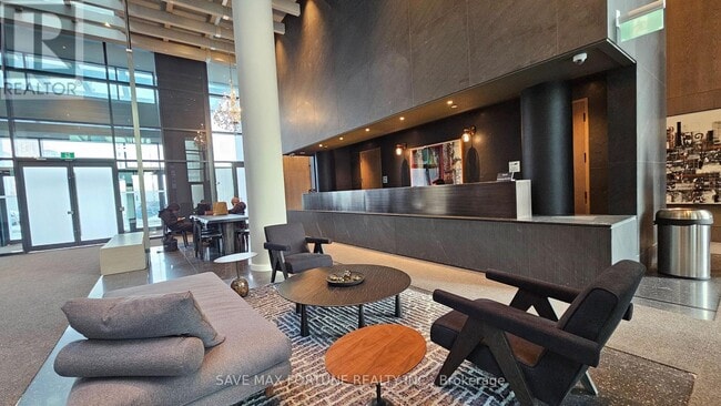 Building Photo - 8 Interchange Wy