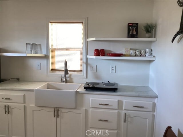 Foto del edificio - 7165 Ridgeline Dr