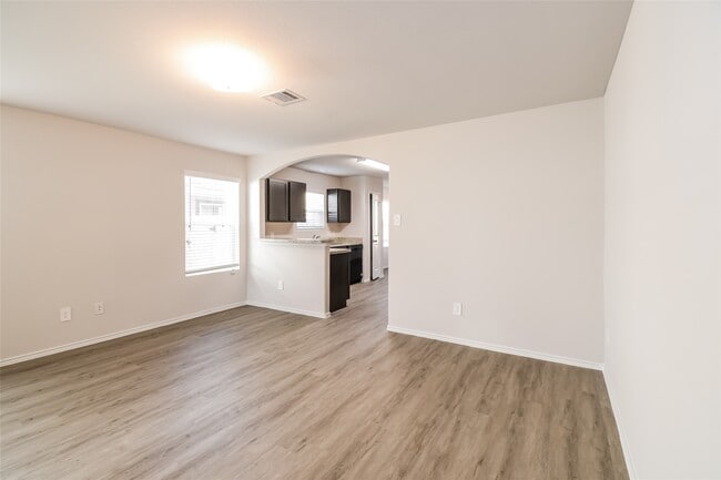 Building Photo - 4931 Giant Sequoia Way