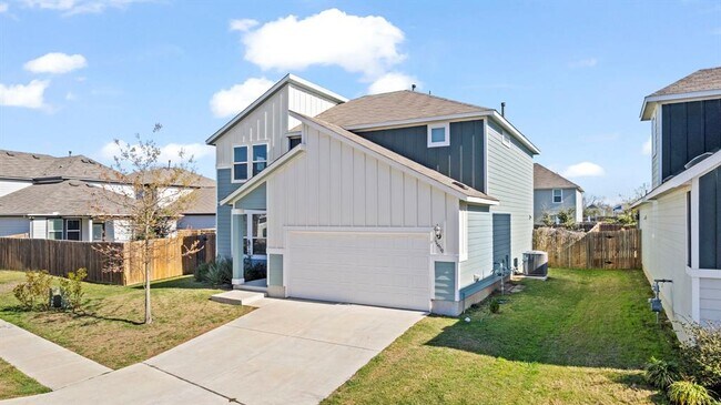 Foto del edificio - 11910 Clayton Creek Ave