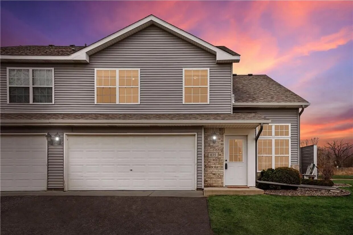 Primary Photo - 635 Meadow Ln