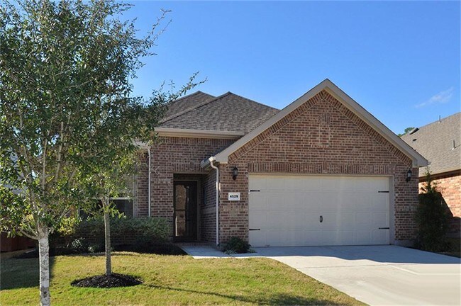 Foto del edificio - 4529 Argonne Woods Dr