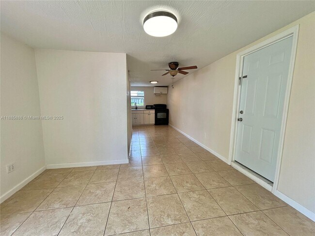 Foto del edificio - 4221 SW 36th St