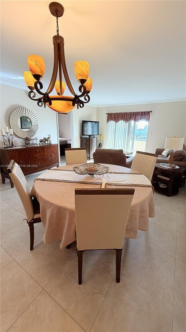 Foto del edificio - 900 NE 18th Ave