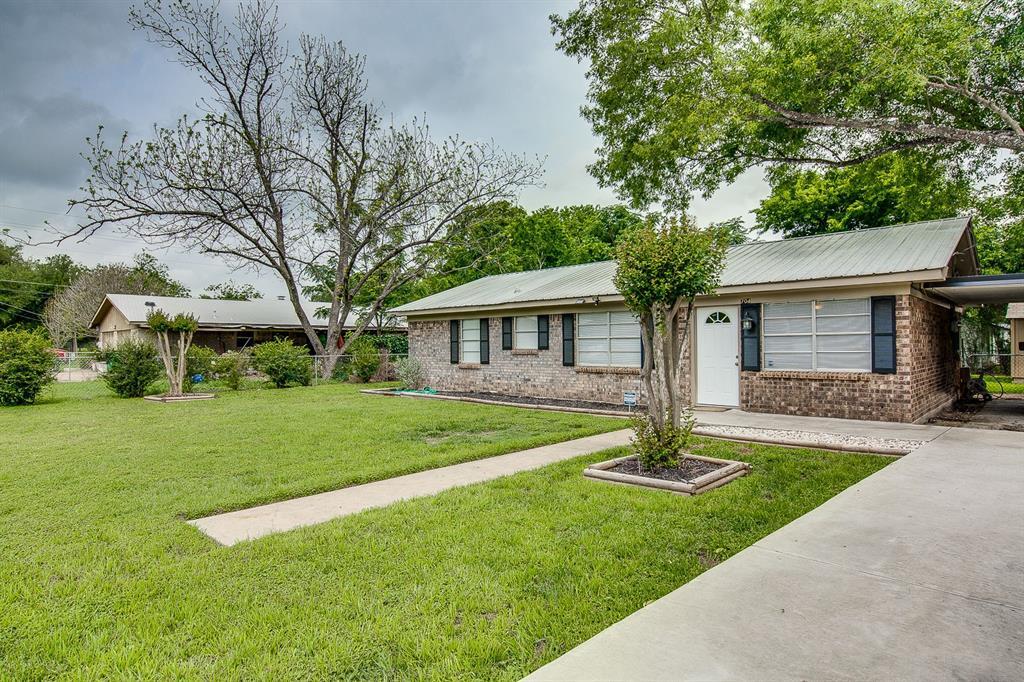 Foto principal - 704 Laurel St